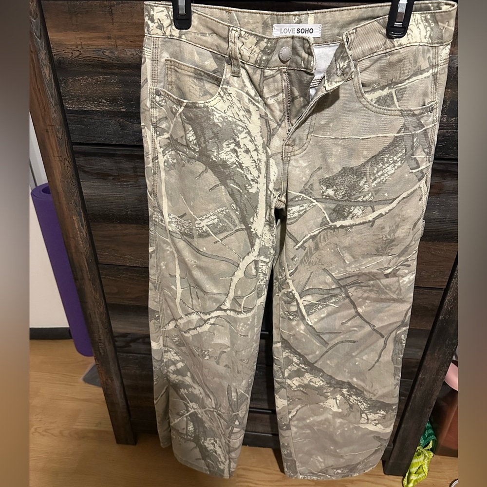 NWOT Women’s Camo Pants